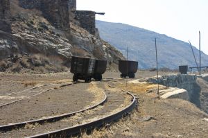 Mining workers are striking because they want more pay and better conditions now that the corporations they work for are seeing bigger profit. (Photo: Angelos Fasoulis)